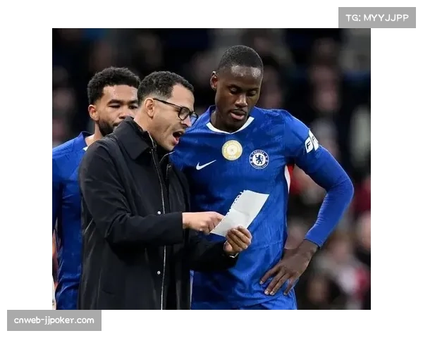 雷恩主帅确认将轮换部分主力,以应对密集的四月赛程 雷恩主帅确认将轮换部分主力,以应对密集的四月赛程